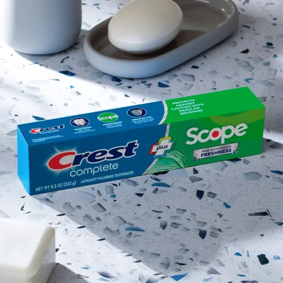 Crest Complete Plus Scope Active Foam Striped Toothpaste 8.2 Oz (Pack of 5)