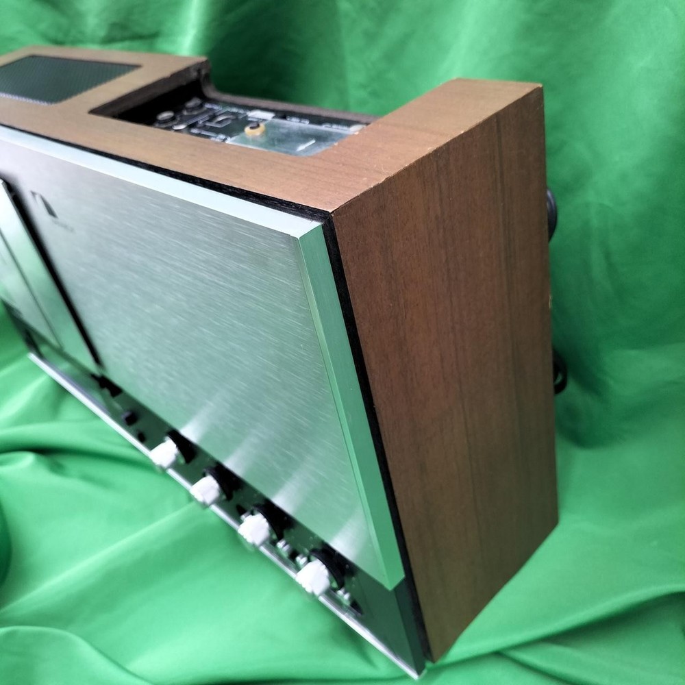 NAKAMICHI 700 cassette deck