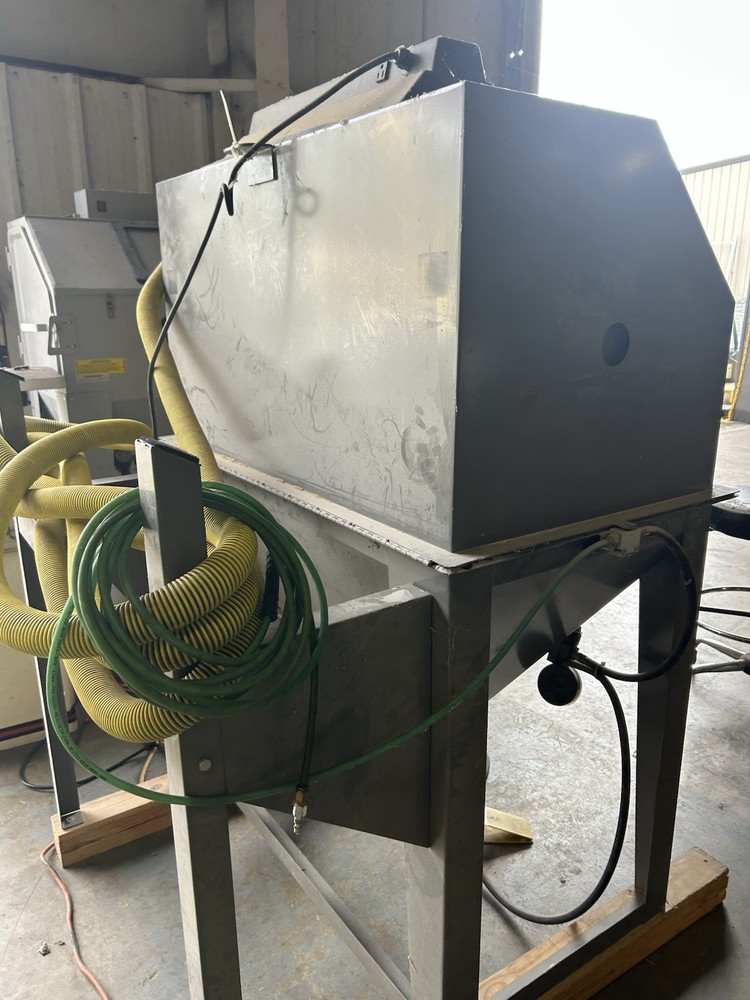 Econoline Sandblast Cabinet