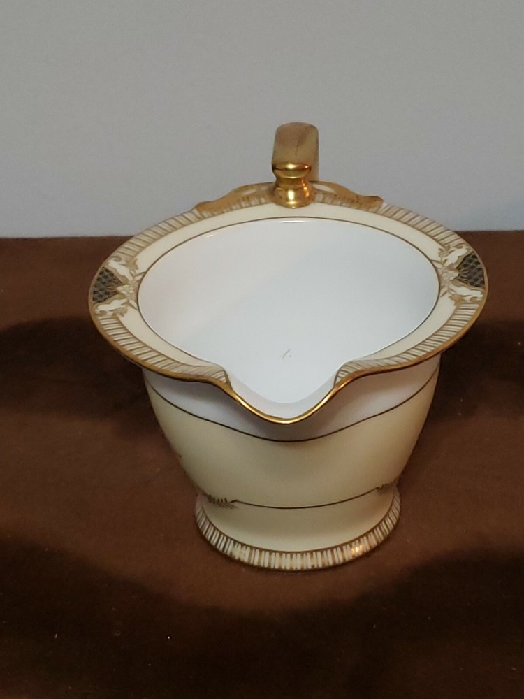 Noritake Goldier Creamer