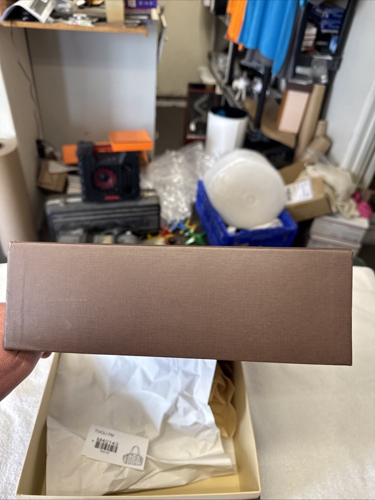 Authentic LOUIS VUITTON Empty Box Tivoli PM M40143