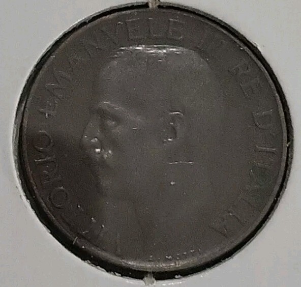 Italy 1929 - 5 Centesimi Bronze Coin - (1144)