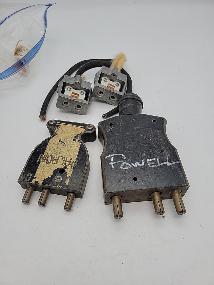 Stage Pin Bates Connectors For Stage Lighting.