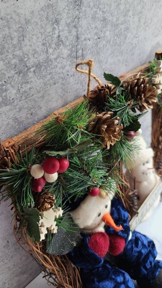 Square Snowman Welcome Wreath