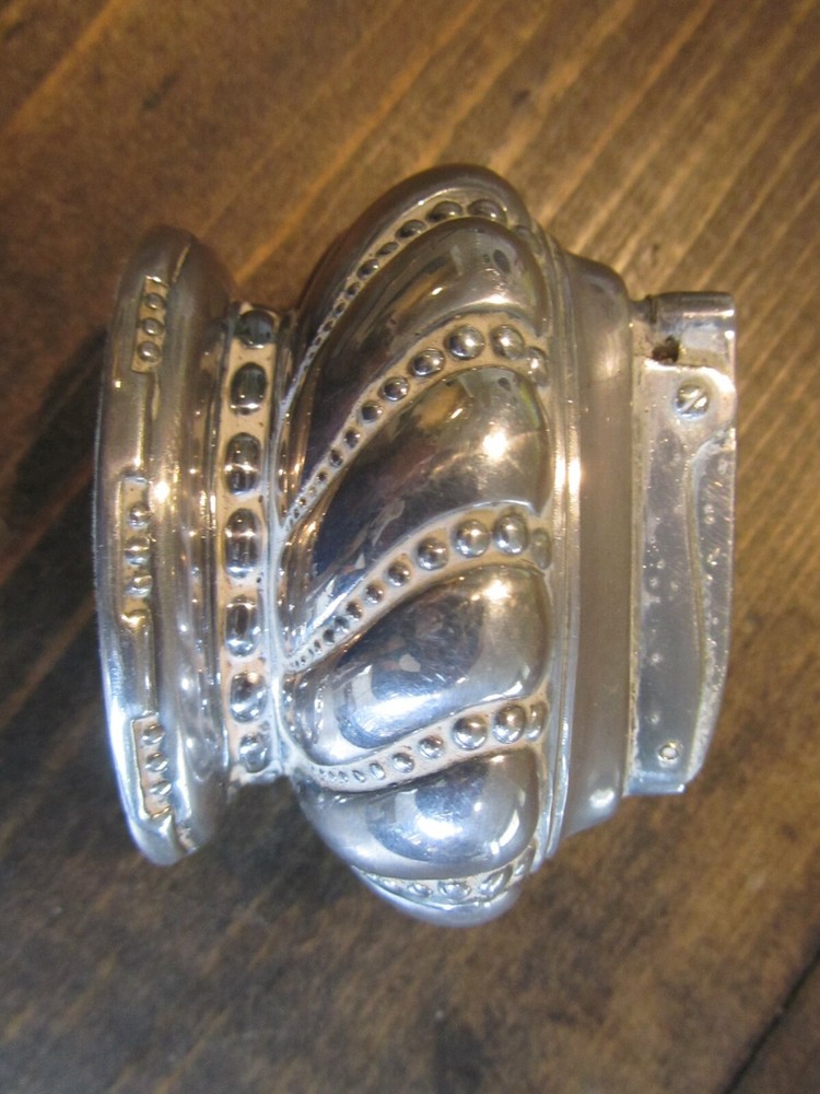 Vintage CROWN SILVER PLATED Ronson Table Lighter