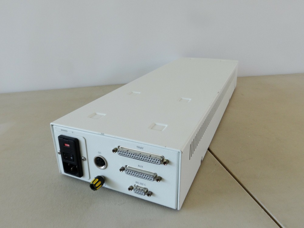 ThermoQuest AS-2000 CU Gas Chromatograph Autosampler Controller