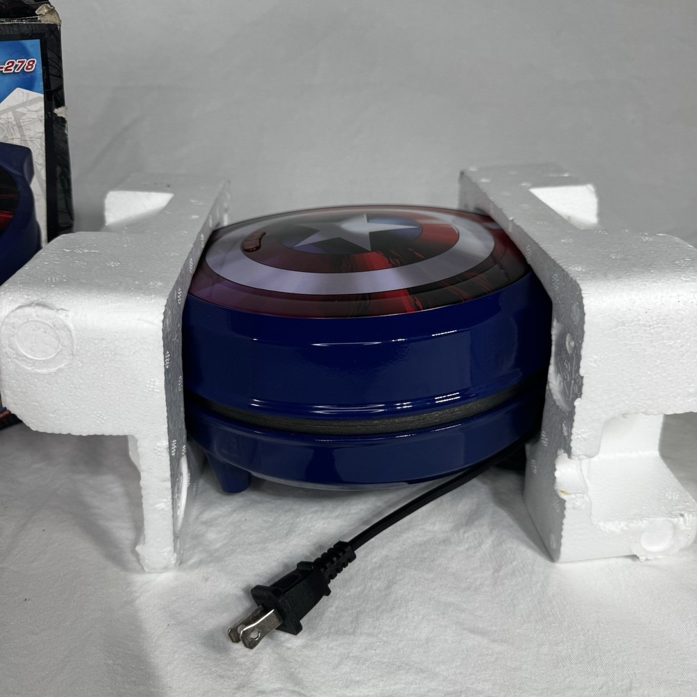 Marvel Captain America Shield 7" Waffle Maker MVA-278 BOX DAMAGE SHIPS FAST!