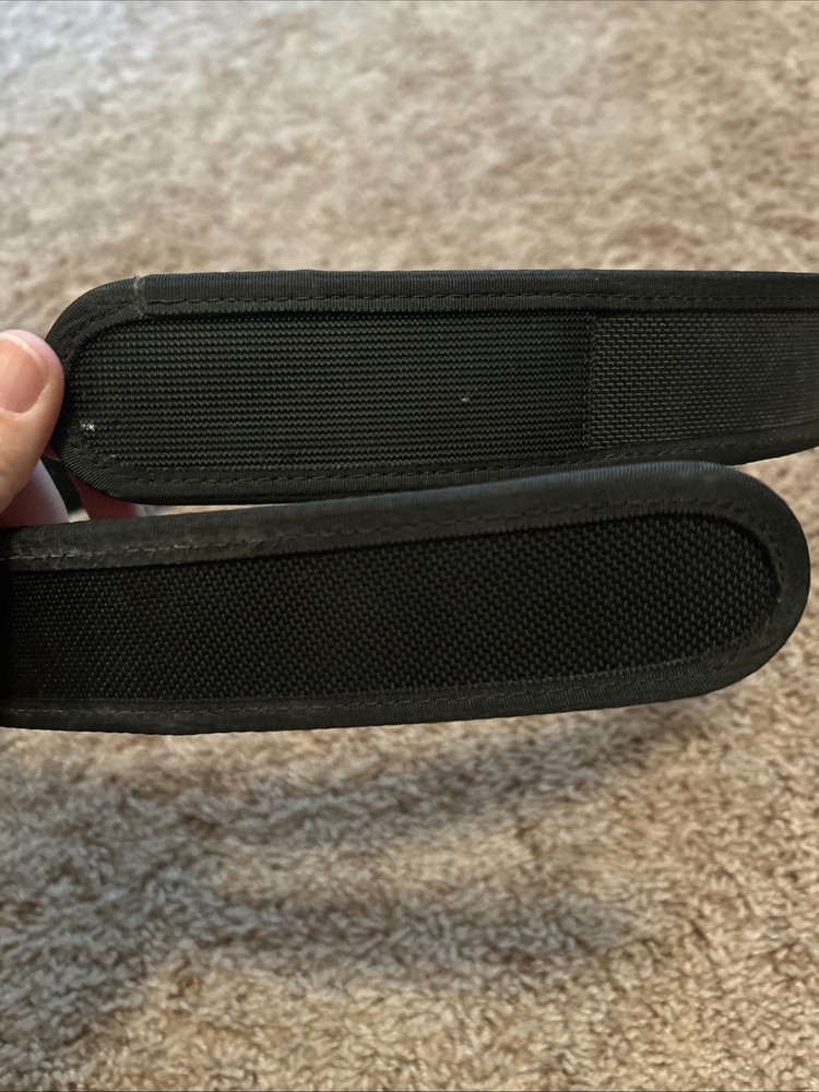 Bianchi Nylon Gun Belt Black Size Medium With Hook And Loop Closure