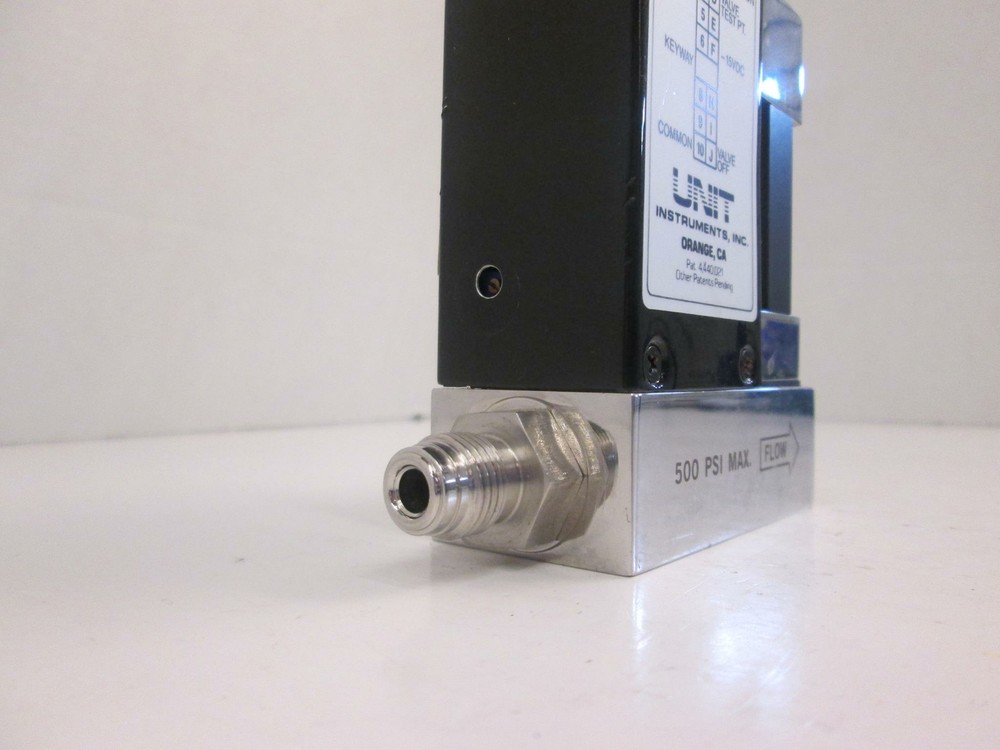 Unit UFC-1020 Mass Flow Controller MFC, SF6, 15 SCCM