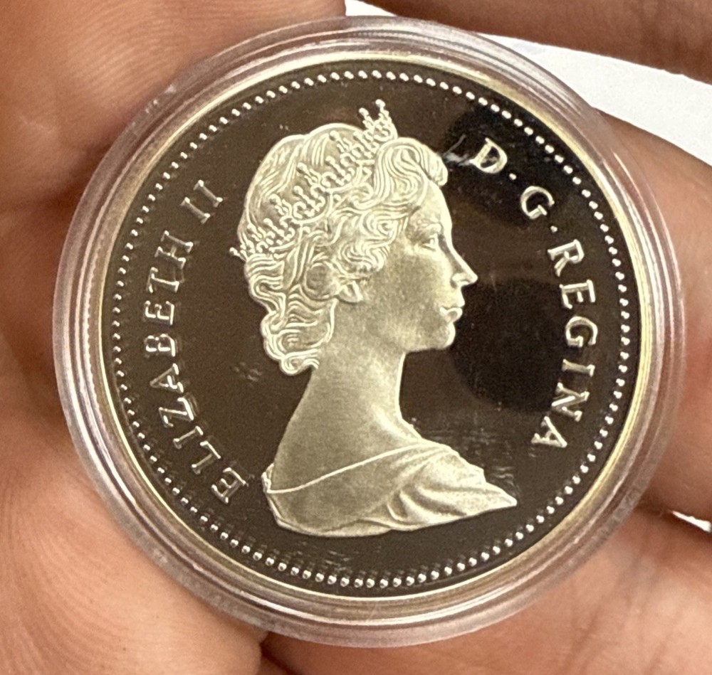 1988 Canada Silver Dollar #3633