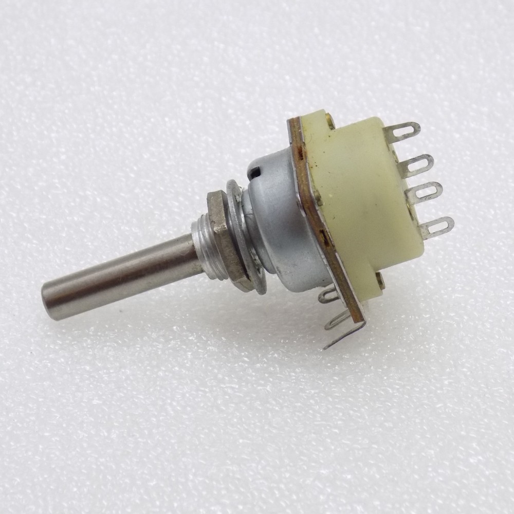 1x RFT -  Rotary Switch Potentiometer  2.2k Ohm - NEW