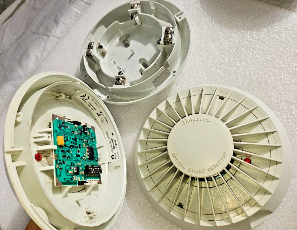 Autronica BHH-31A optical smoke detector.