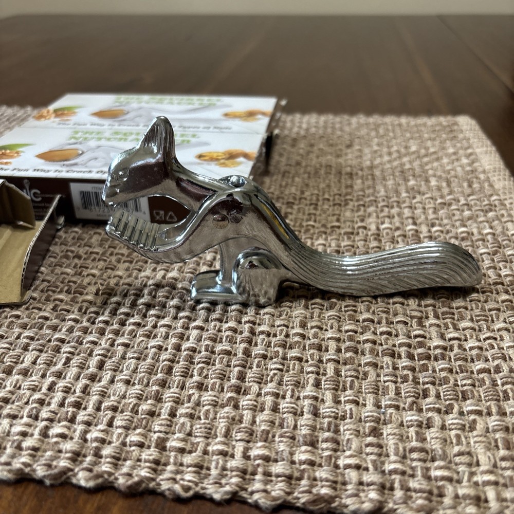 (3) HIC Squirrel Nutcrackers