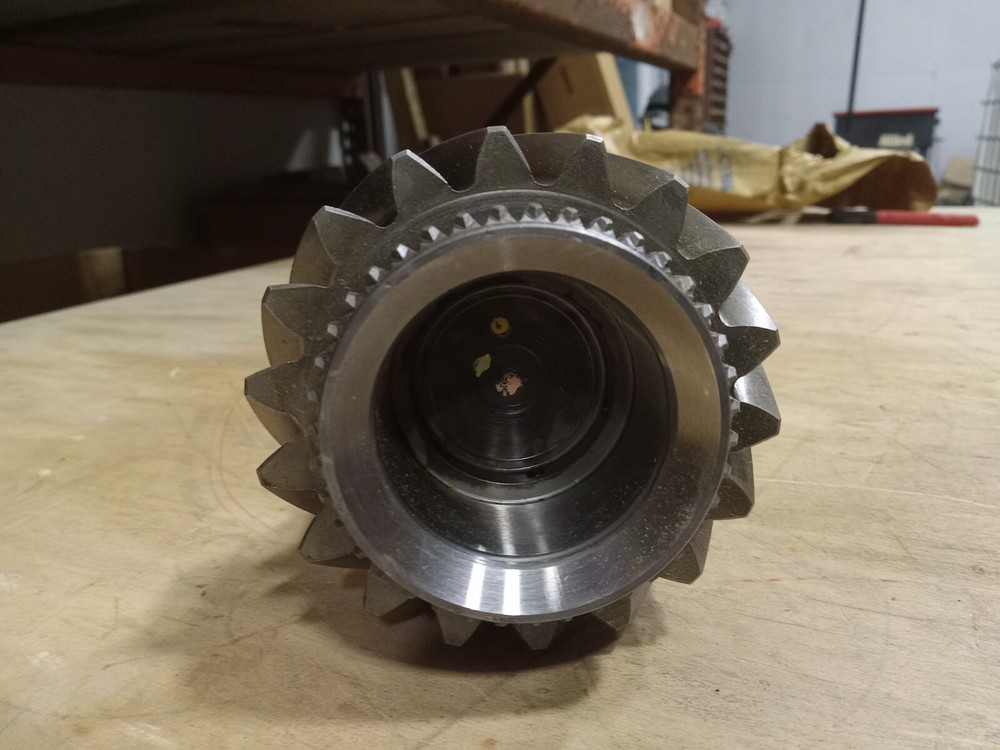 Eaton transmission input shaft 4301633
