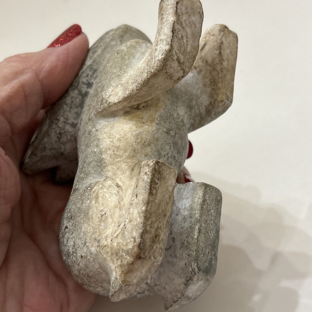 Large Ancient China Hand Carved Jade Rabbit Statue