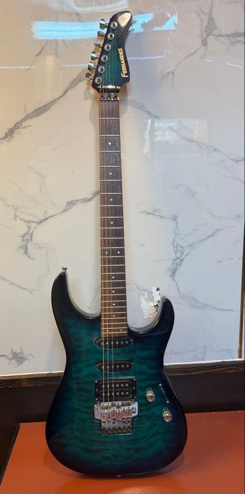 Fernandes electric guitar gradation blue