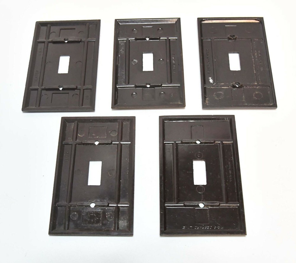 5 VINTAGE PLASTIC BAKELITE SWITCH PLATE COVERS