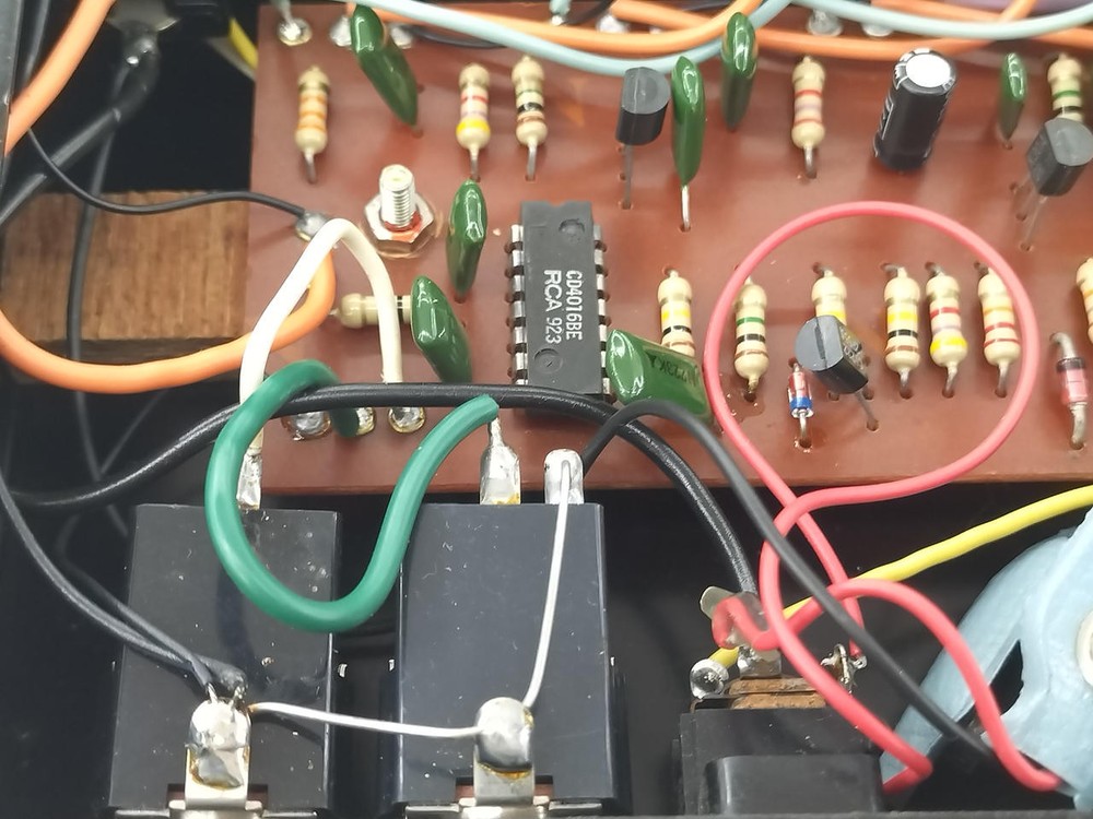 BUM EFFECT K-100 Effector Pre