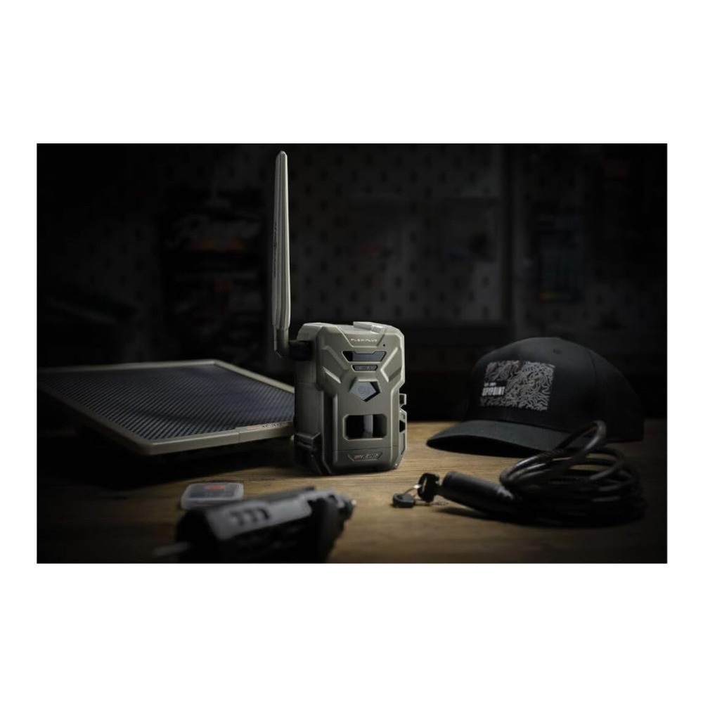 Spypoint Flex-Plus Cellular Trail Camera MicroSD Card Reader Bundle