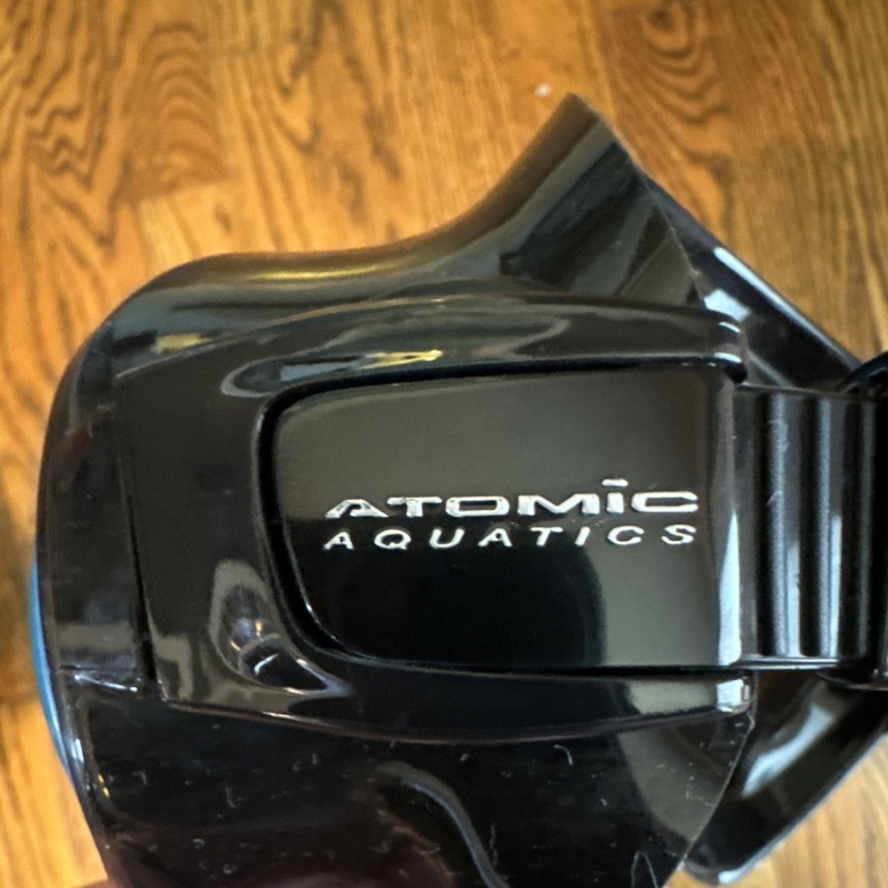 Atomic Aquatics Scuba Mask Black Blue with Storage Case