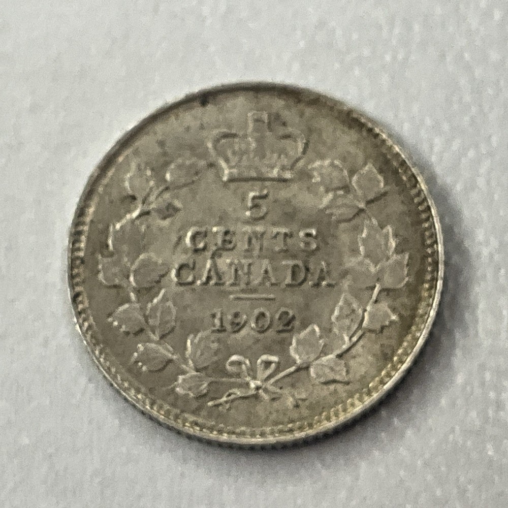 1902 CANADIAN SILVER 5 CENT COIN