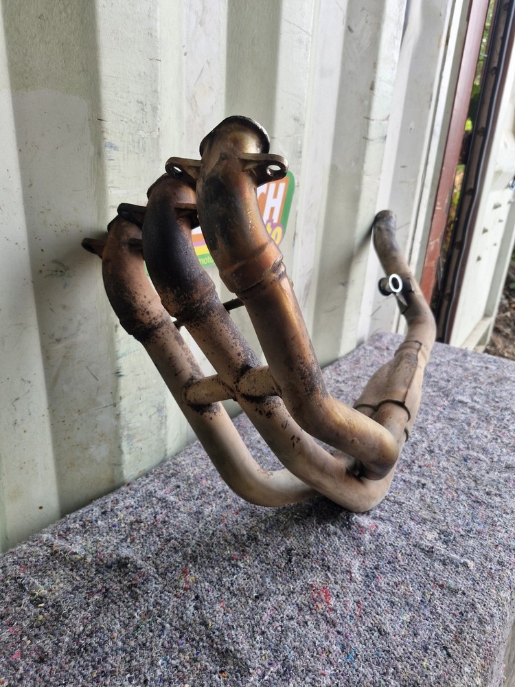 2004 TRIUMPH 955I SPEED TRIPLE EXHAUST DOWNPIPE HEADER FRONT PIPES