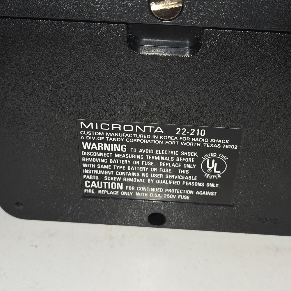 Micronta 22-210 Analog Voltage Ohm Multi-Meter Audible Continuity AC/DC - Tested