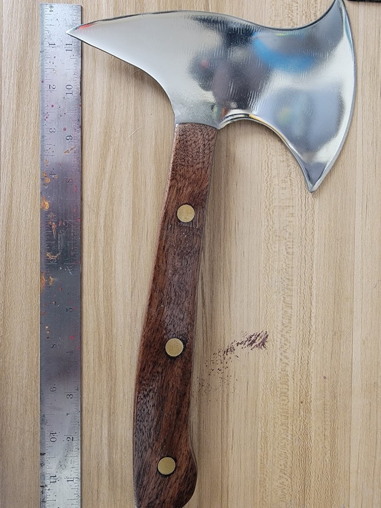 Hatchet ax/knife