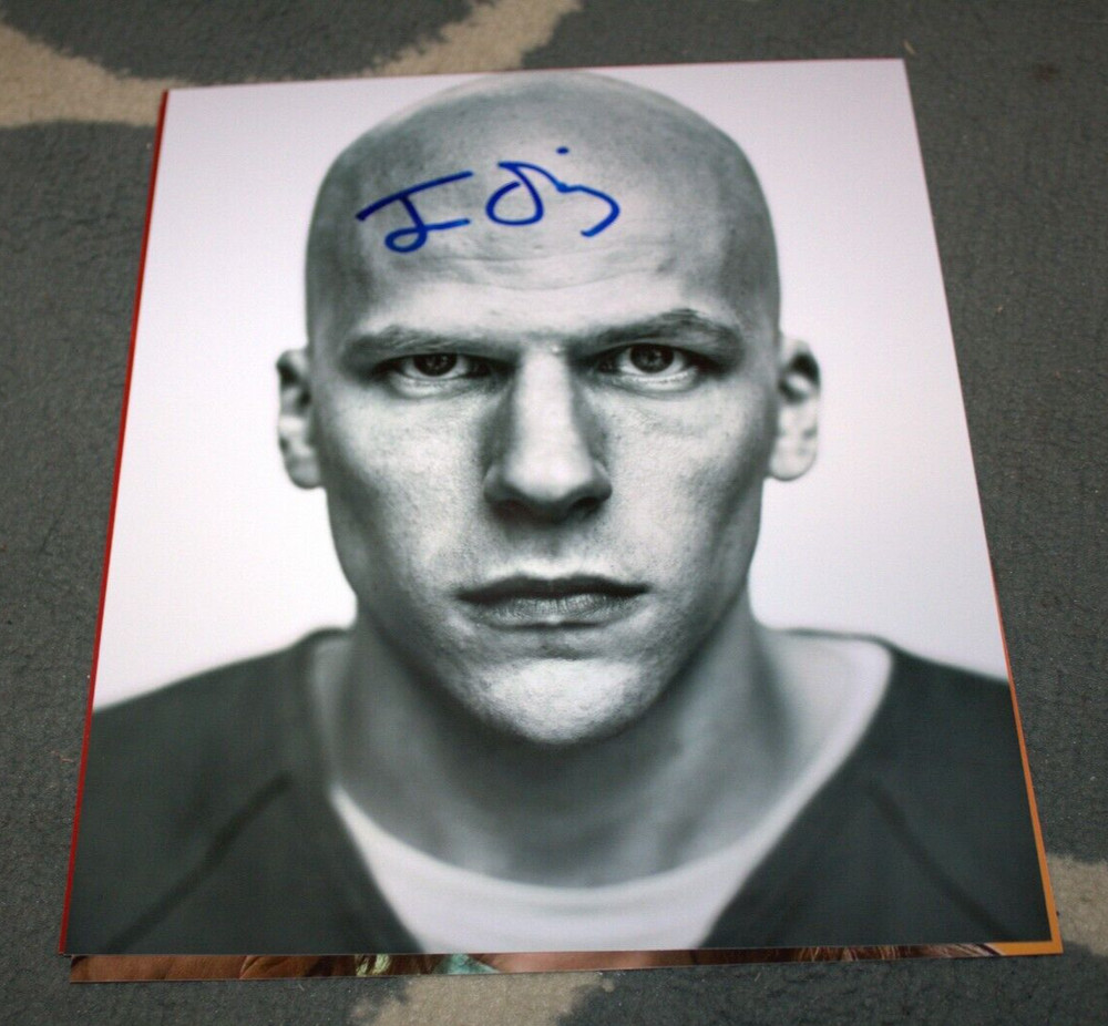 JESSE EISENBERG SIGNED LEX LUTHER 8X10