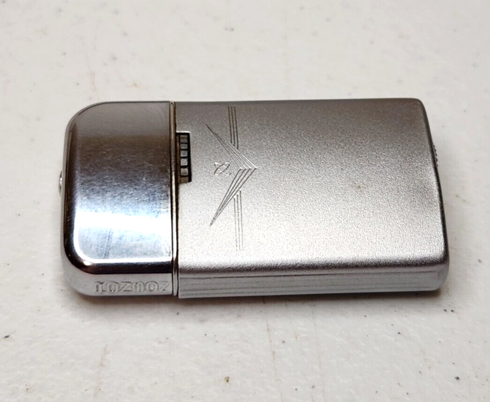 Vintage RONSON ATOMIC VARAFLAME WINDLITE LIGHTER