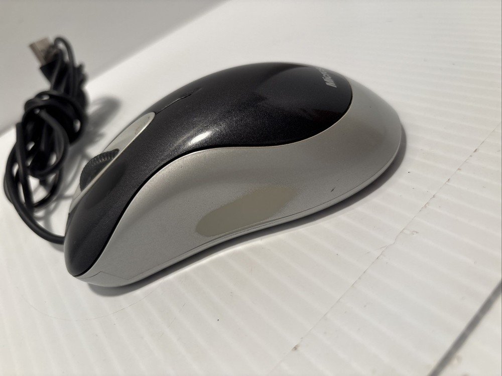 Microsoft Comfort Optical Mouse 1000 Model No 1068 (73)