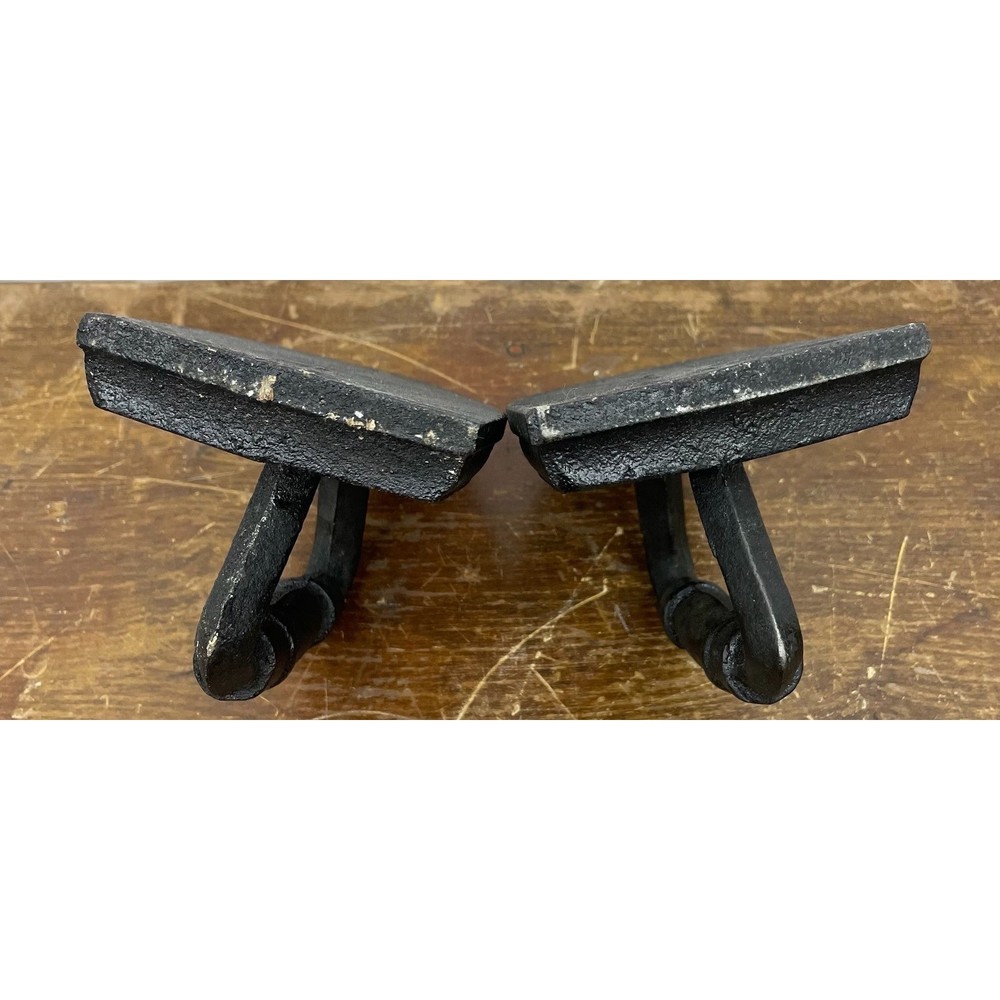 Antique Cast Iron Sad Irons Pair Primitive Flat Iron Laundry Tool