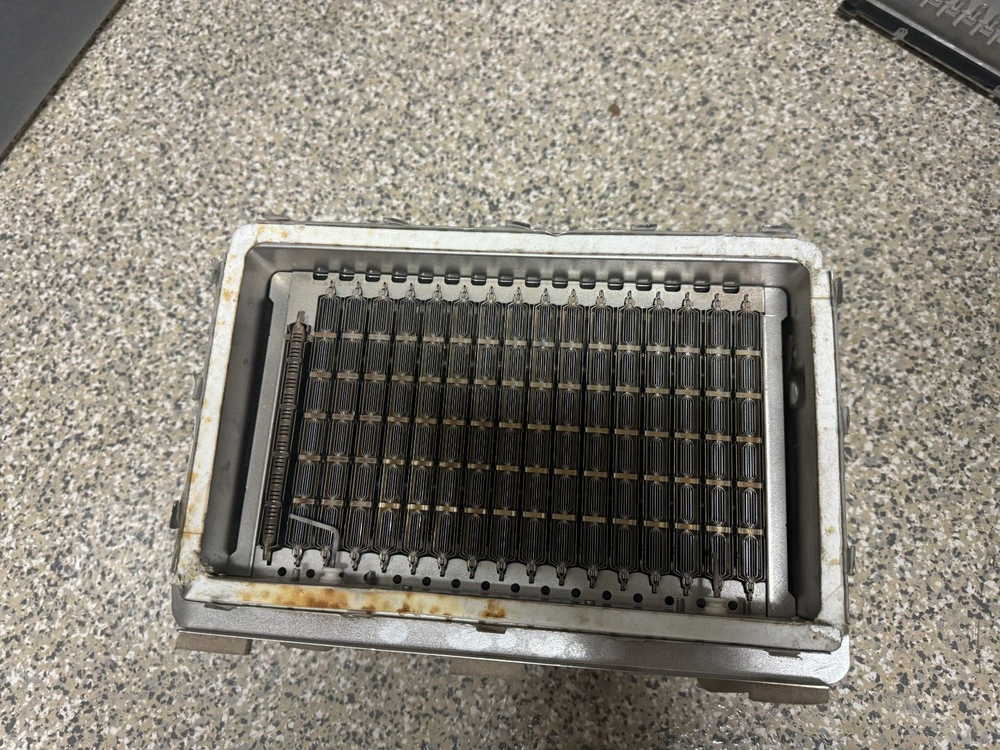 Rheem Ruud RTG20212W Burner Assembly