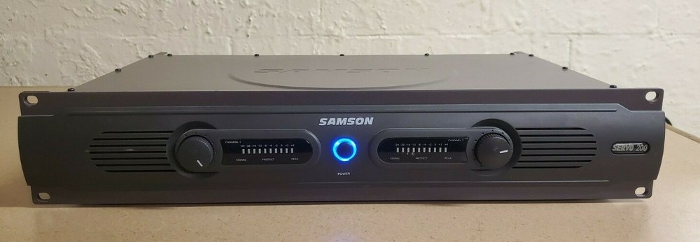 Samson Tech Servo 200 Power Amplifier 2-Channel Relay-controlled Power-on 200W