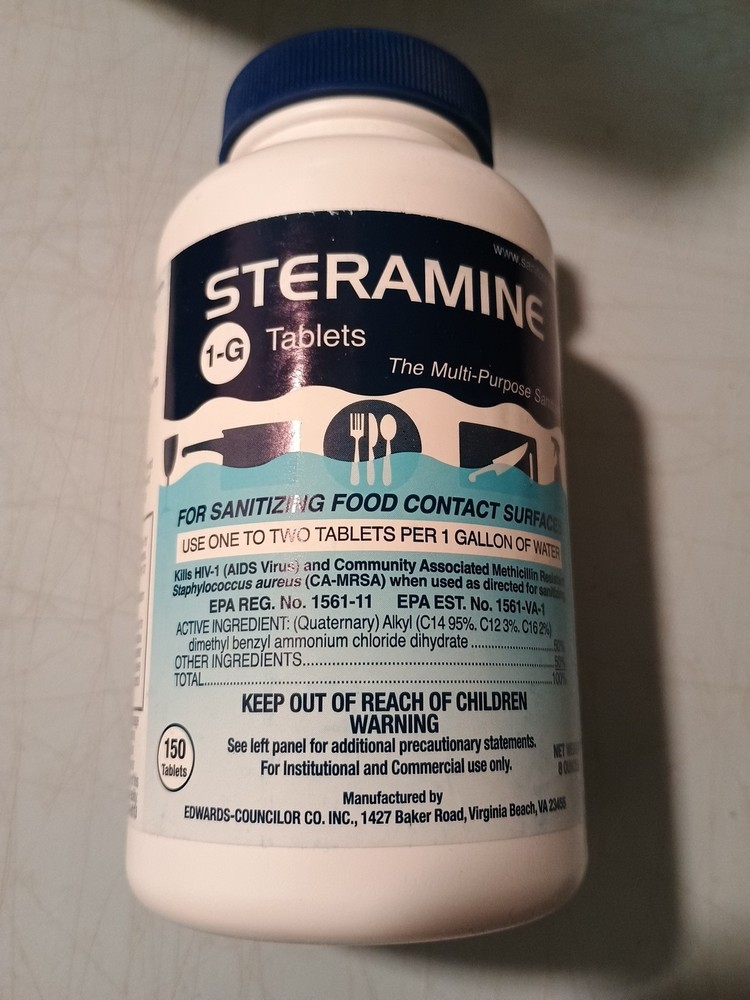 FMP 142-1572 Quaternary Sanitizing Tablets | 150 Tablets