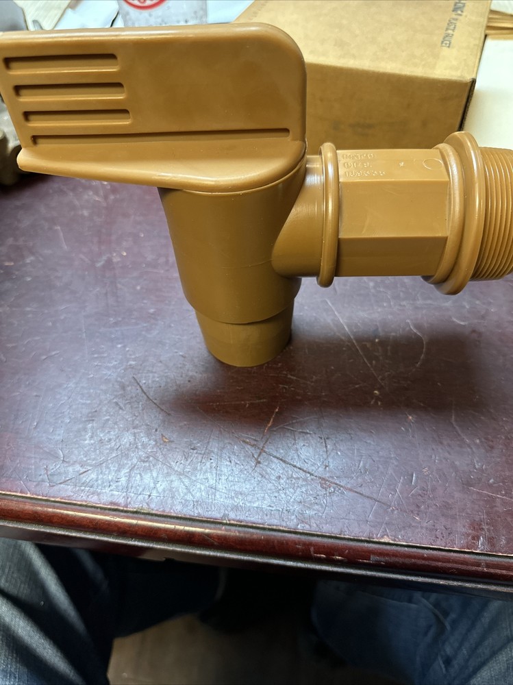 2" Drum Plastic Faucets 189335