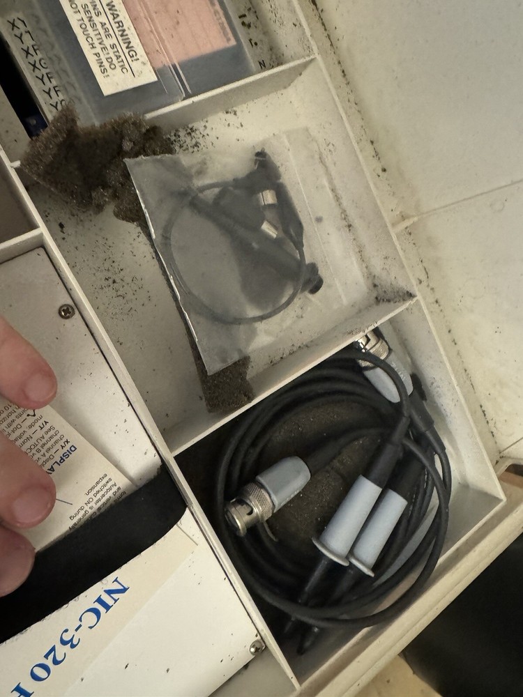 Nicolet Model NIC-320 Digital Oscilloscope