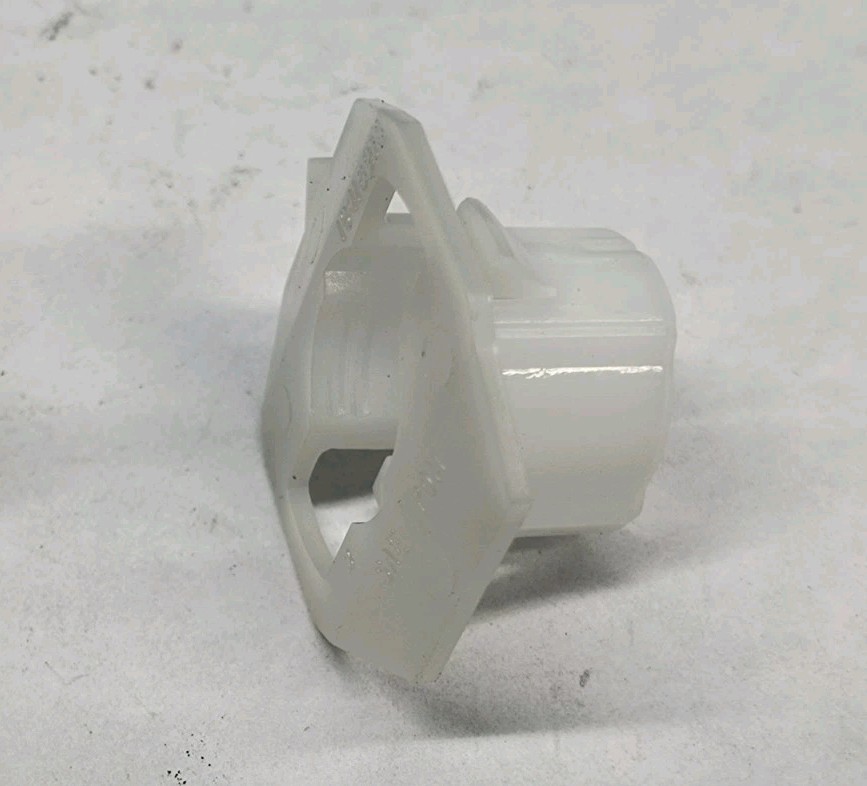 Brake Light Automatic Transmission Shift Lock Converter Switch Retainer 10418918