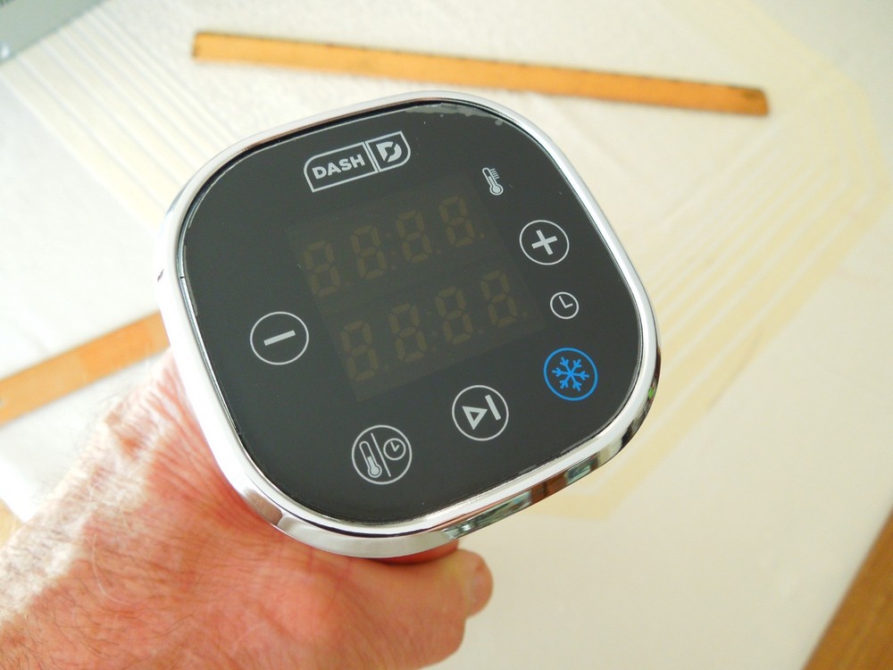 Dash Slim Sous Vide Immersion Circulator by Intertek 800 Watt
