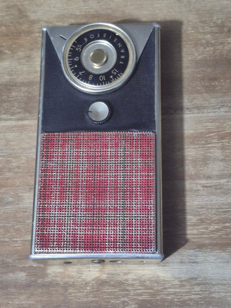 Two Vintage General Electric Transistor Radio's