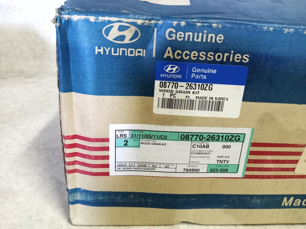 0877026310ZG Genuine Hyundai Wood Grain Kit Santa-Fe 08770-26310ZG.