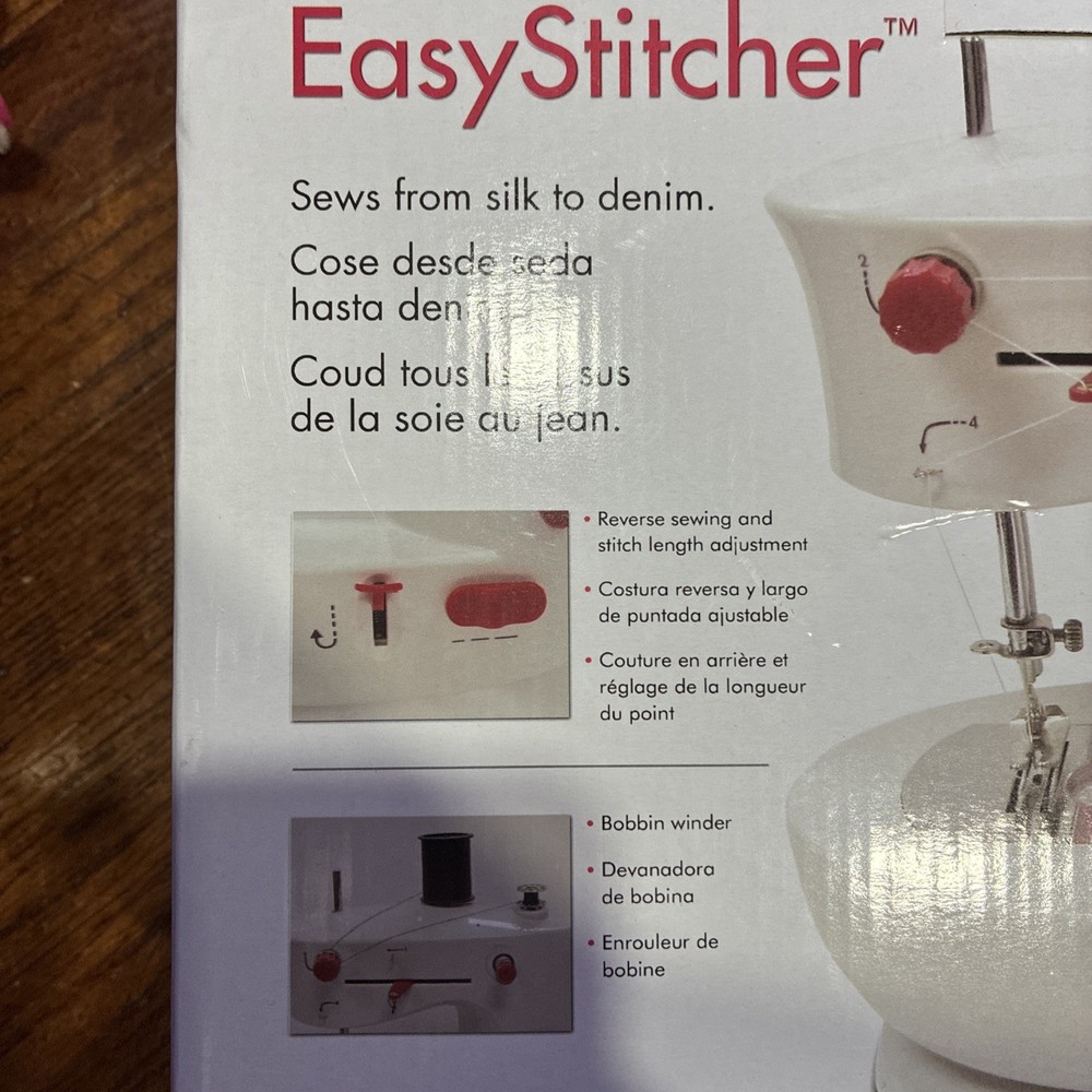 Easy Stitcher Table Top Sewing Machine D2-5001 BARELY USED
