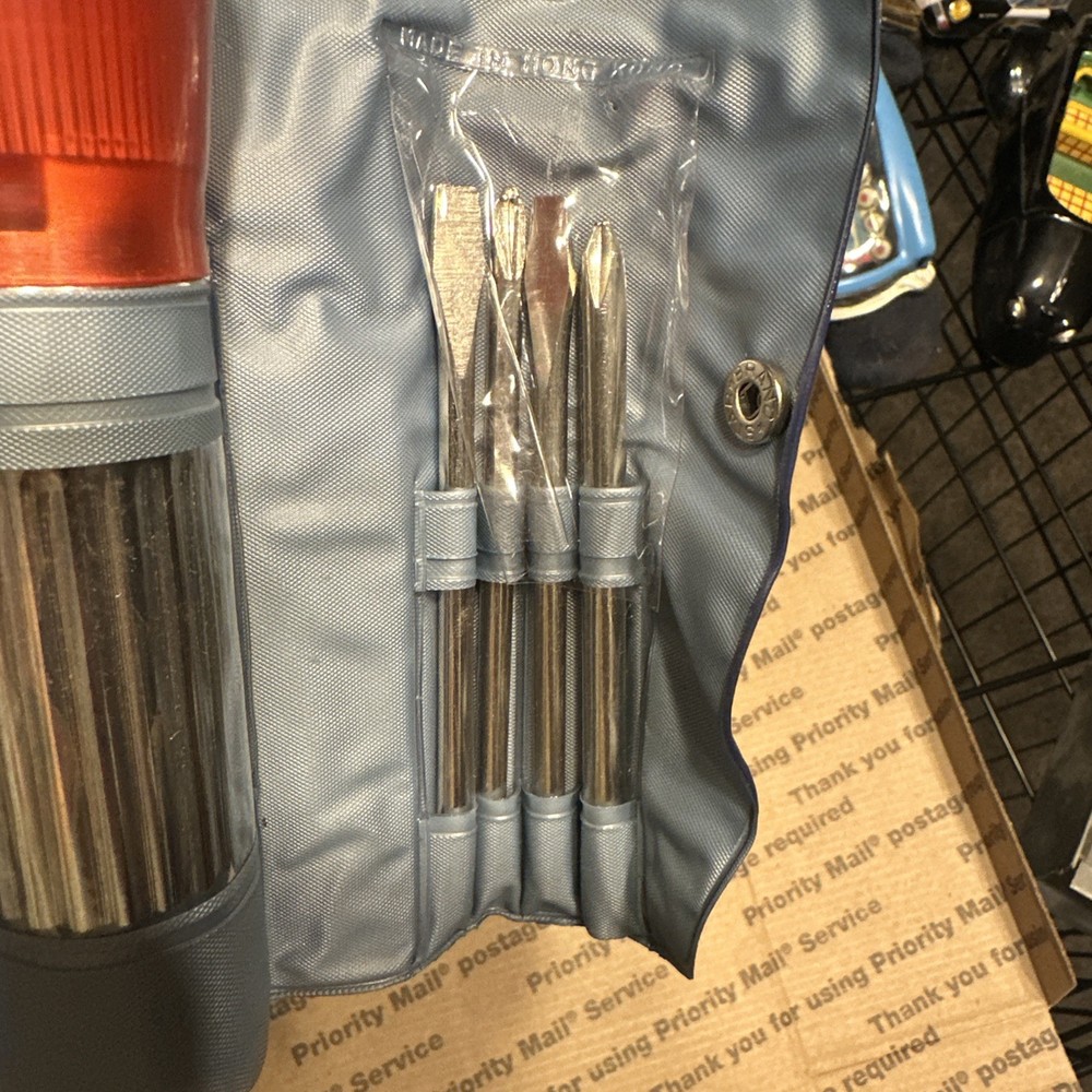 ILLUMINATED SCREWDRIVER VINTAGE No 1301- Untested