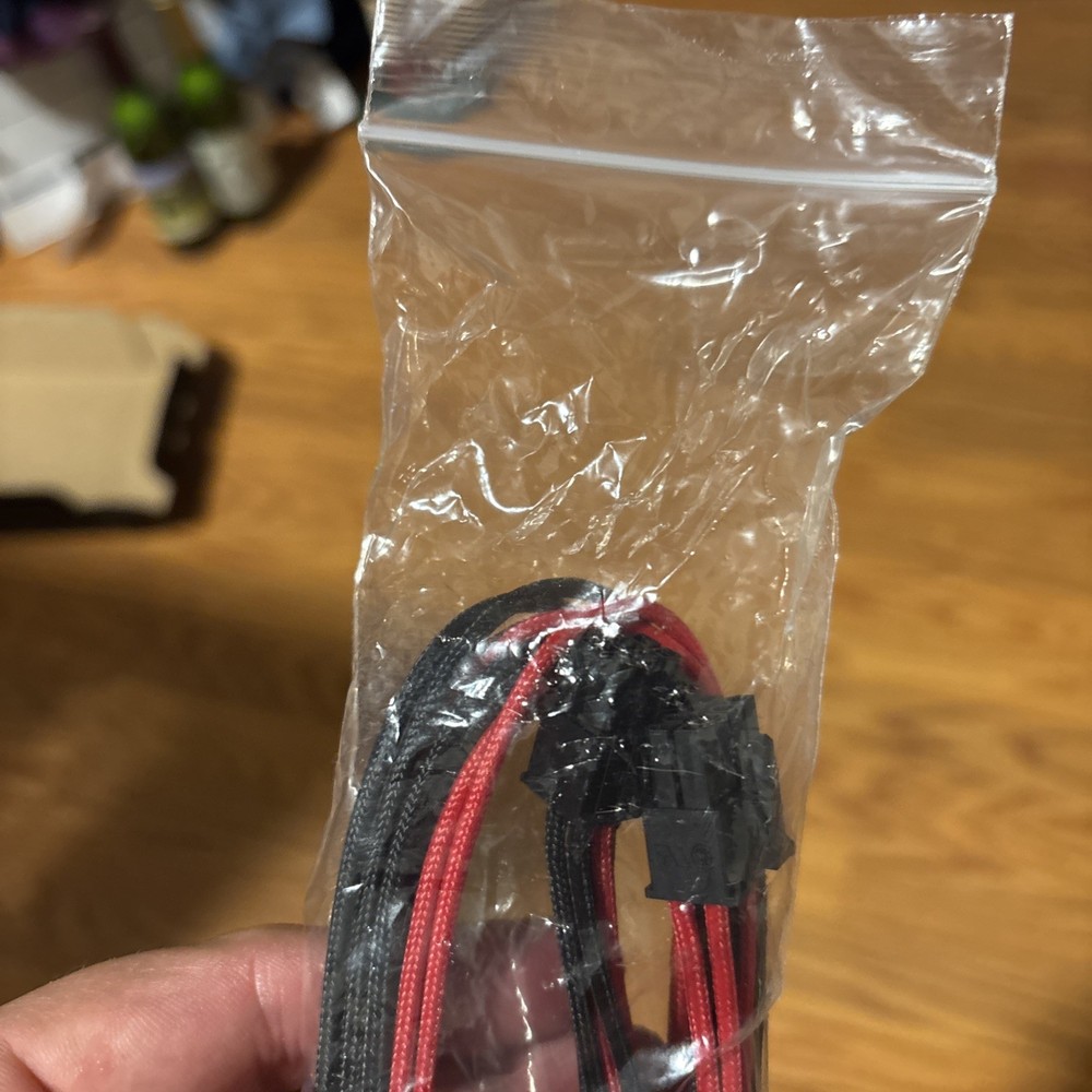 CableMod E-Series Pro ModFlex Sleeved 8-pin PCI-e Cable for EVGA Black/Red