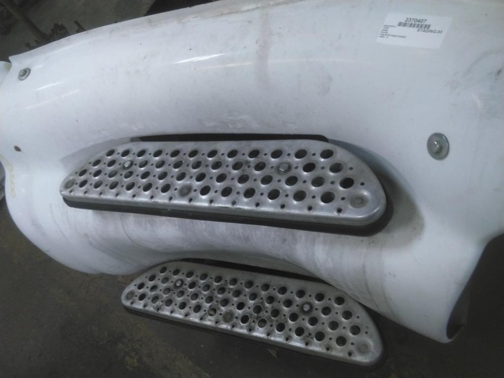 For 2007 KENWORTH T2000 SIDE FAIRING Right ,  OH