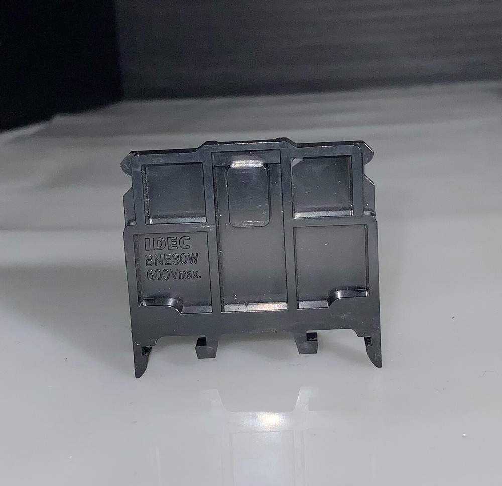 IDEC BNE30W ($1.99/EACH OBO)