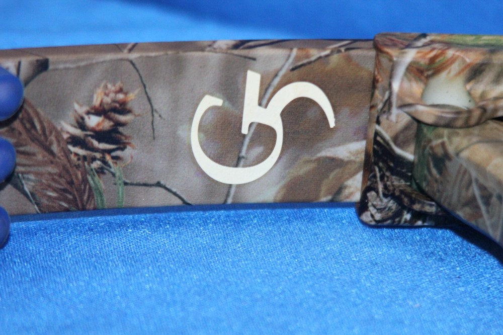 G5 Quest REV Compound Archery Hunting Compound Bow, Right Hand In a Case