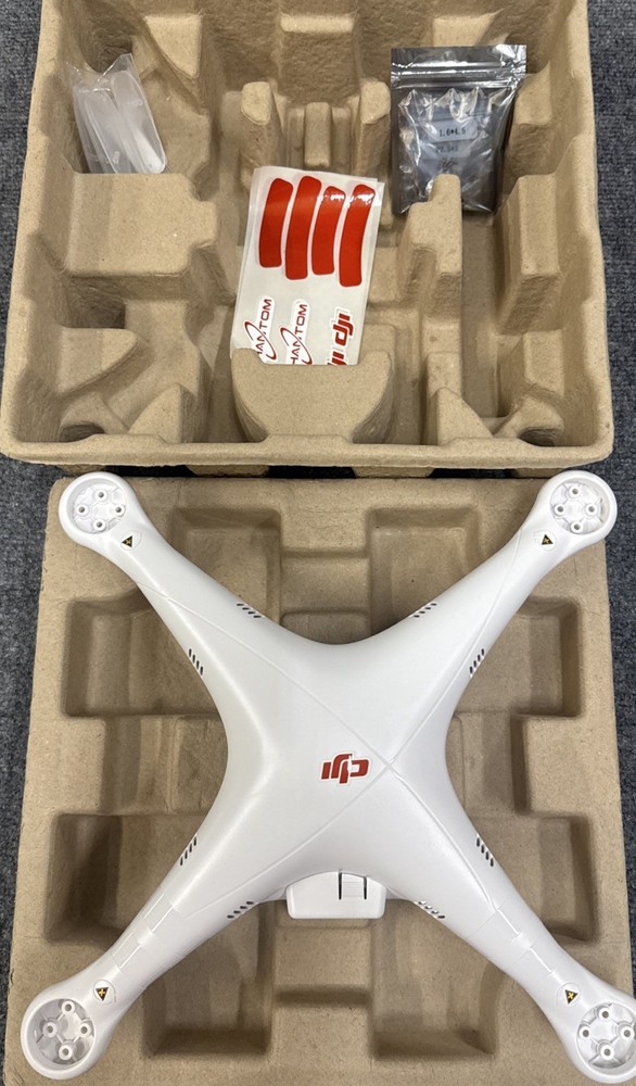 DJI-PHSHL DJI PHANTOM REPLACEMENT UPPER/LOWER BODY SHELL Part No 8