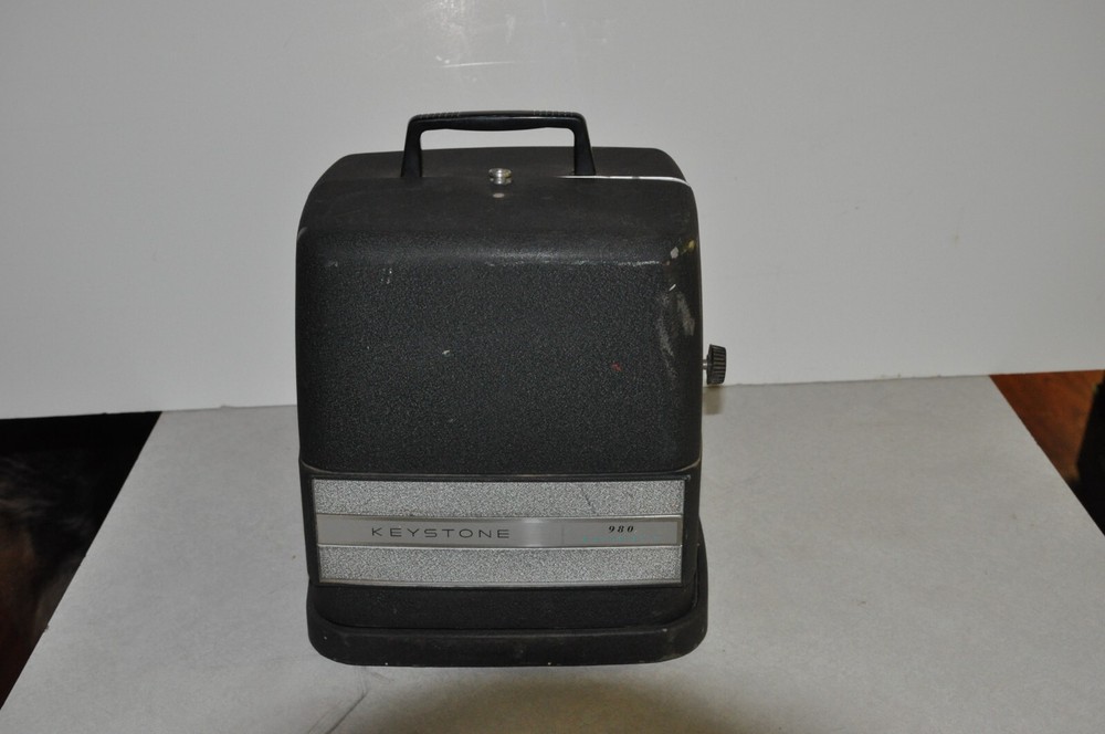 Vintage Keystone 980 Automatic 8mm Model Projector Untested