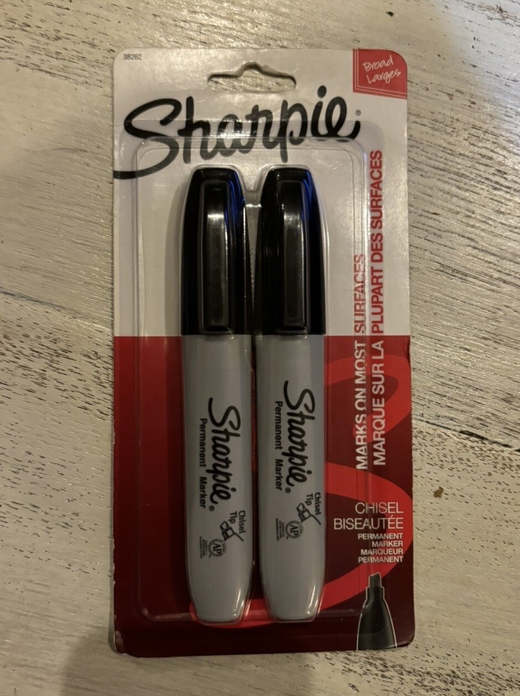 SHARPIE Permanent Markers, Chisel Tip, Black, 2 Count 38262PP